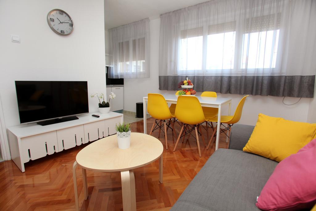 Happy Dreams Apartment Near The Beach And Old Town Спліт Номер фото